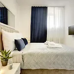 D&a Luxury With Free Parking Appartement