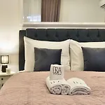 Lejlighed D&a Luxury With Free Parking *