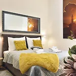 Lejlighed D&a Luxury With Free Parking Pula