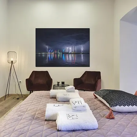 Lägenhet D&a Luxury With Free Parking