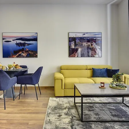D&a Luxury With Free Parking Apartament