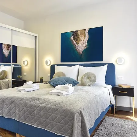 D&a Luxury With Free Parking Apartament Pula