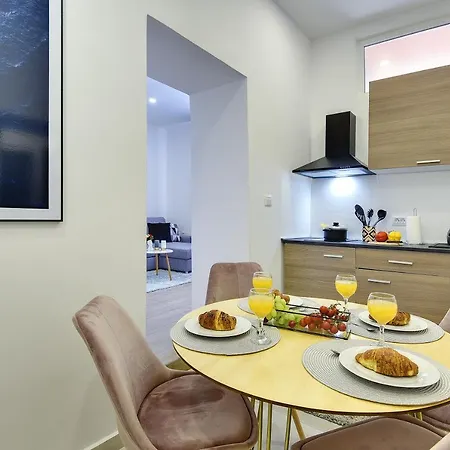 D&a Luxury With Free Parking