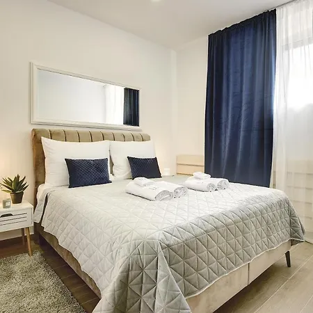 Apartment D&a Luxury With Free Parking *
