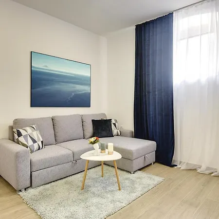 D&a Luxury With Free Parking Apartment Pula
