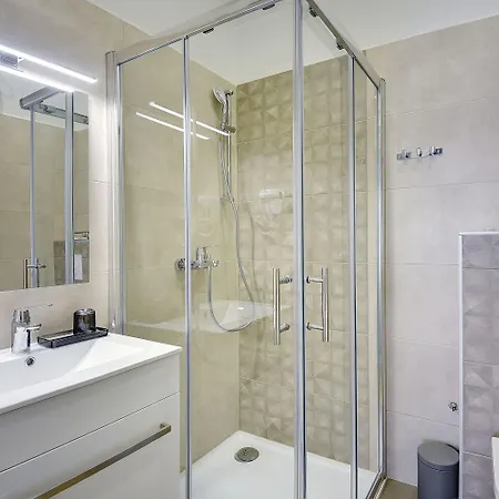 דירה D&a Luxury With Free Parking פולה