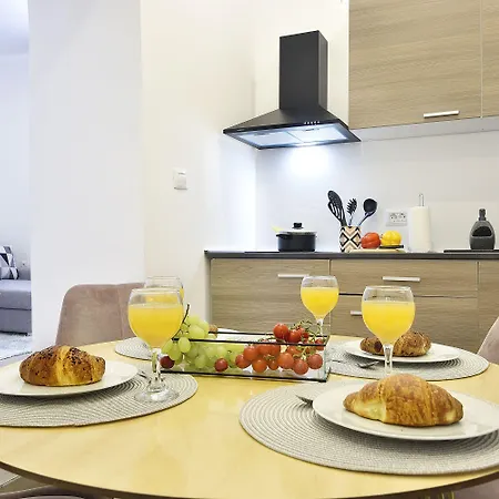 D&a Luxury With Free Parking פולה