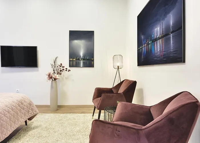 D&a Luxury With Free Parking *