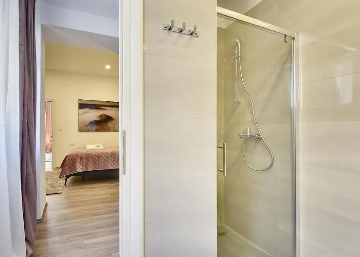 D&a Luxury With Free Parking *