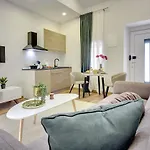 D&a Luxury With Free Parking Appartamento