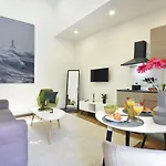 D&a Luxury With Free Parking Appartamento