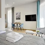 D&a Luxury With Free Parking Pola