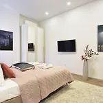 Appartamento D&a Luxury With Free Parking Pola