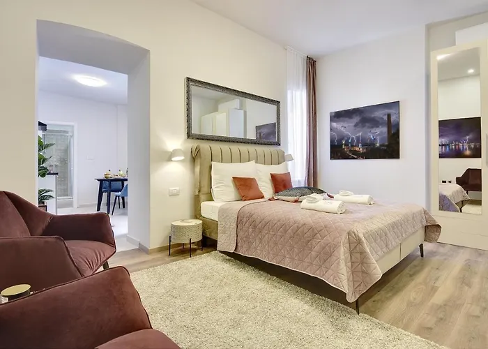 D&a Luxury With Free Parking 아파트 풀라