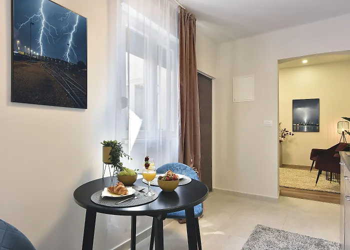 아파트 D&a Luxury With Free Parking *
